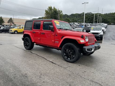 Certified 2023 Jeep Wrangler Unlimited Sahara AWD/4WD image 6