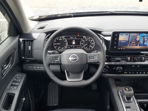 New 2026 Nissan Pathfinder SV image 26