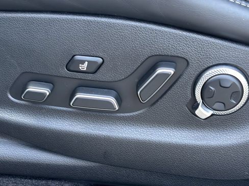 Used 2025 Genesis GV80 3.5T e-SC AWD/4WD image 15