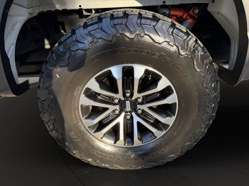 Used 2019 Ford F150 Raptor w/ Equipment Group 802A Luxury AWD/4WD image 22