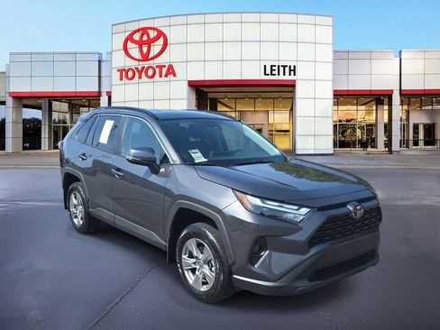Used 2024 Toyota RAV4 XLE image 6