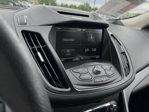 Used 2015 Ford Escape SE w/ Equipment Group 201A AWD/4WD image 21