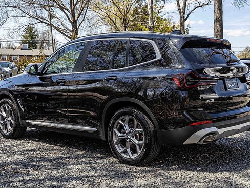 Used 2023 BMW X3 xDrive30i w/ Premium Package image 4