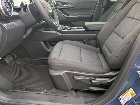 New 2026 Chevrolet Equinox LT w/ Safety and Technology Package image 11