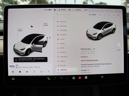 Used 2021 Tesla Model Y Long Range image 11