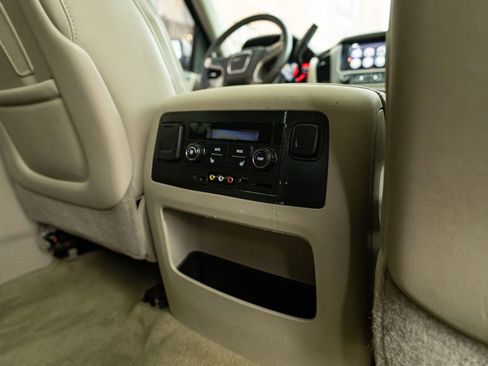 Used 2016 GMC Yukon Denali w/ Open Road Package AWD/4WD image 22