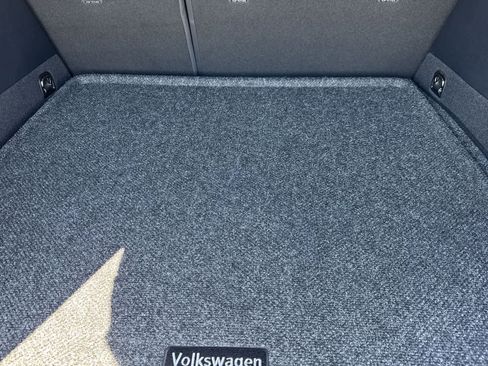 New 2026 Volkswagen Tiguan SEL R-Line AWD/4WD image 32
