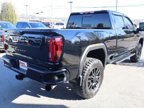Used 2020 GMC Sierra 2500 AT4 w/ Technology Package image 7