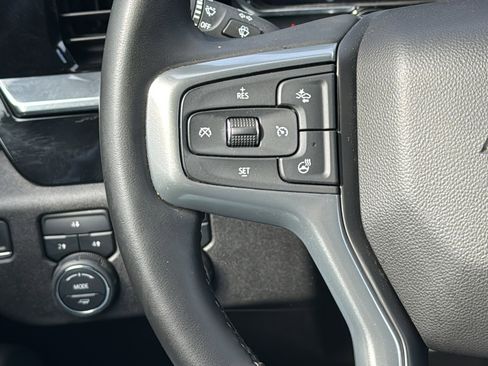 Used 2025 Chevrolet Silverado 2500 LT w/ Convenience Package image 11