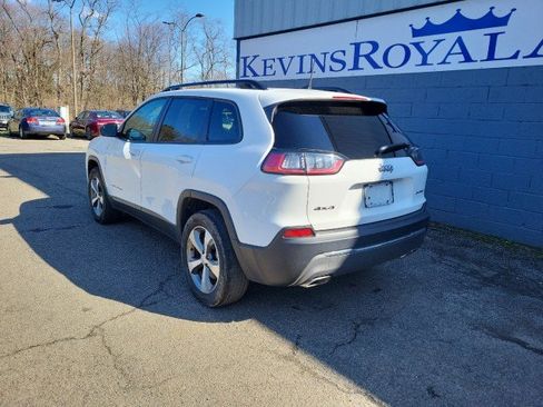 Used 2022 Jeep Cherokee Limited AWD/4WD image 9