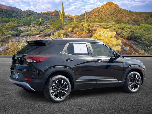 Used 2021 Chevrolet TrailBlazer LT w/ Convenience Package image 4