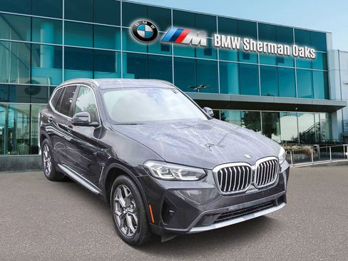 Certified 2023 BMW X3 sDrive30i w/ Premium Package w/ZPA image 3