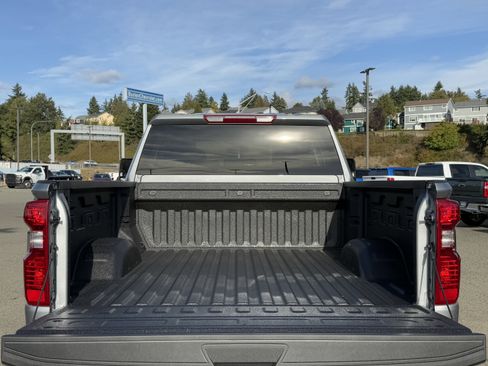 New 2026 Chevrolet Silverado 2500 Custom w/ Custom Value Package image 40