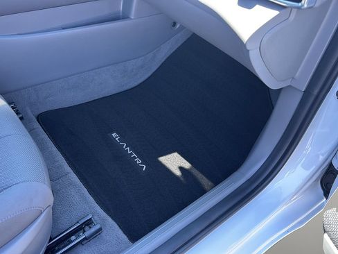 Certified 2025 Hyundai Elantra SE FWD image 39