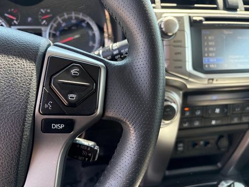Used 2018 Toyota 4Runner Limited AWD/4WD image 28