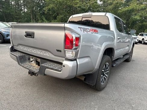 Used 2020 Toyota Tacoma TRD Sport w/ Technology Package AWD/4WD image 5