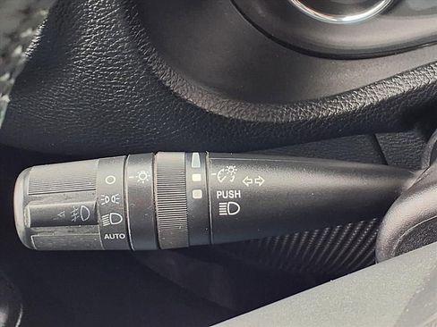 Used 2013 Jeep Wrangler Unlimited Sahara w/ Connectivity Group AWD/4WD image 19