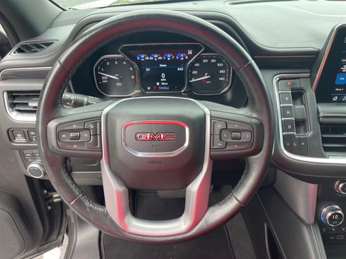 Used 2021 GMC Yukon SLT AWD/4WD image 7