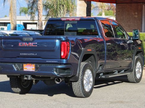 Used 2020 GMC Sierra 2500 Denali w/ Denali Ultimate Package image 10