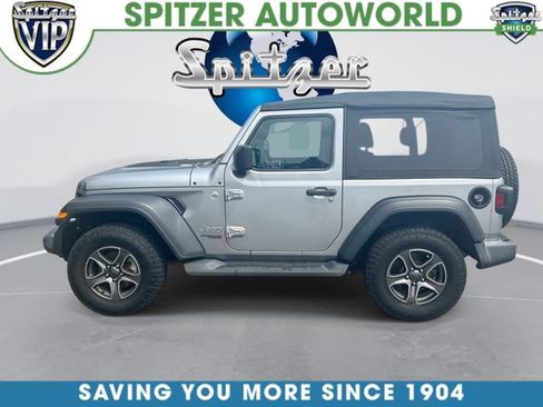 Used 2018 Jeep Wrangler Sport AWD/4WD image 6