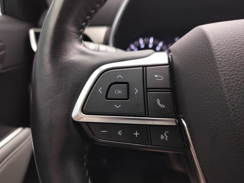 Used 2021 Toyota Highlander Platinum FWD image 14