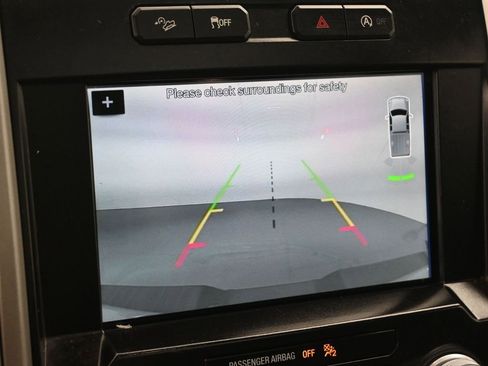 Used 2018 Ford F150 Lariat w/ Equipment Group 502A Luxury image 16