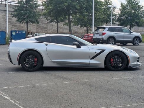 Used 2016 Chevrolet Corvette Stingray Coupe w/ 2LT Preferred Equipment Group RWD image 4