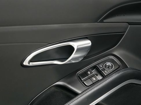 Used 2015 Porsche 911 Targa 4 AWD/4WD image 19