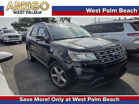 Used 2016 Ford Explorer XLT w/ Equipment Group 202A AWD/4WD image 1