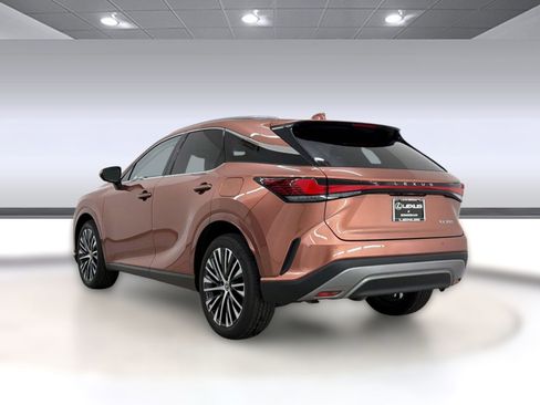 Certified 2025 Lexus RX 350 Premium Plus w/ Accessory Package (Z1) FWD image 3