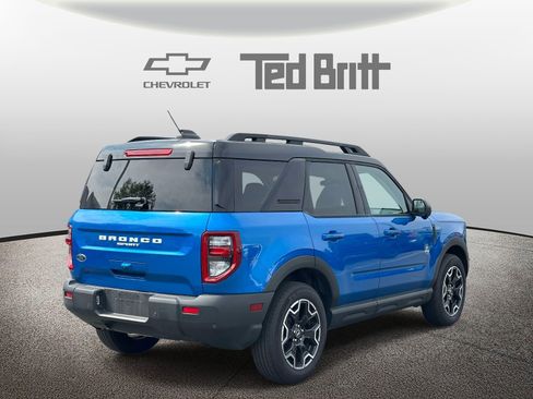 Used 2025 Ford Bronco Sport Outer Banks w/ Outer Banks Tech Package+ AWD/4WD image 4