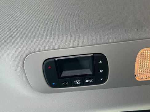 Used 2026 Honda Odyssey EX-L image 24