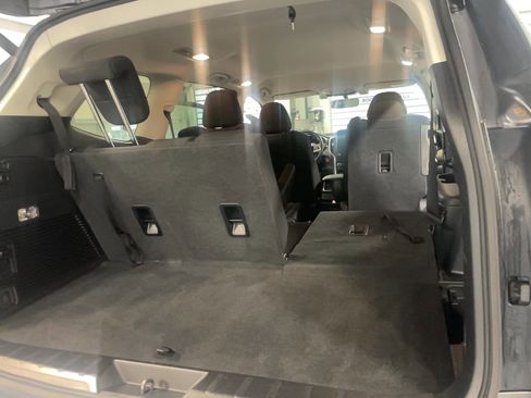 Used 2022 Subaru Ascent Premium w/ Convenience Package image 22
