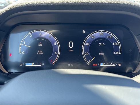 New 2025 Jeep Grand Cherokee Altitude image 7