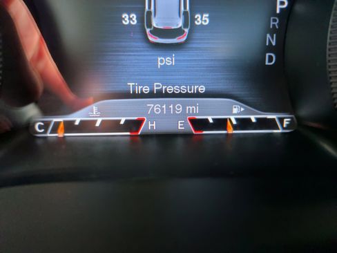 Used 2015 Jeep Cherokee Limited image 22