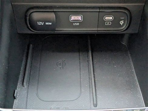 Certified 2024 Kia Telluride EX w/ EX Captain's Chair Package image 30