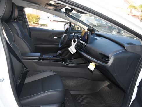 New 2026 Toyota Prius Plug-In Hybrid image 11