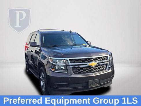 Used 2018 Chevrolet Tahoe LS w/ All-Season Package RWD image 2