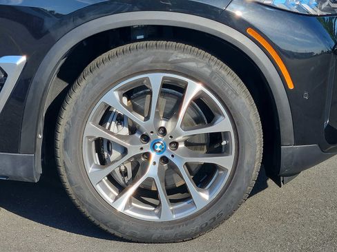 Certified 2024 BMW X5 xDrive50e w/ Executive Package AWD/4WD image 8