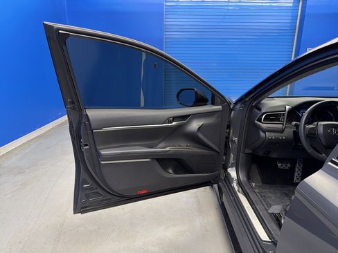 Used 2024 Toyota Camry XSE image 10