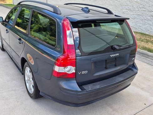 Used 2007 Volvo V50 2.4i FWD image 7