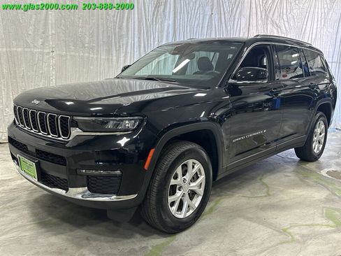 Used 2023 Jeep Grand Cherokee L Limited AWD/4WD image 1