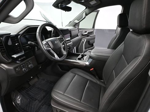 Used 2024 Chevrolet Silverado 2500 LTZ w/ LTZ Plus Package image 30