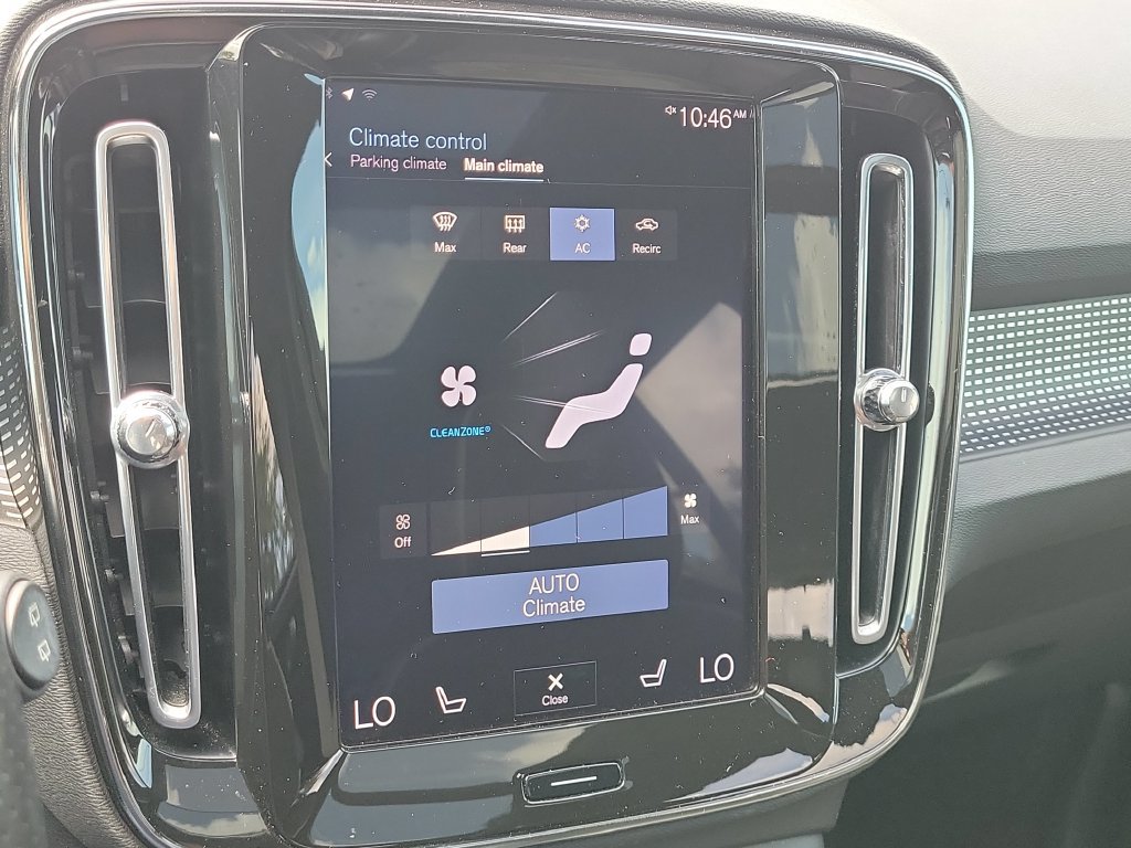 Used 2019 Volvo XC40 T5 R-Design AWD/4WD image 16