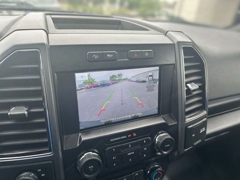 Used 2018 Ford F150 XLT w/ Equipment Group 302A Luxury AWD/4WD image 23