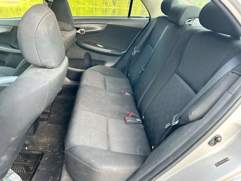 Used 2009 Toyota Corolla S w/ Sport Pkg FWD image 25