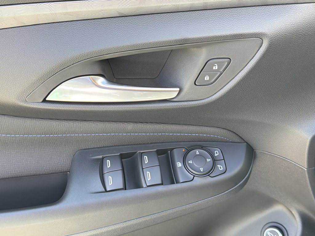 New 2026 Buick Envista Sport Touring w/ Convenience I Package FWD image 21