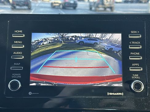 Certified 2022 Toyota Camry SE image 25