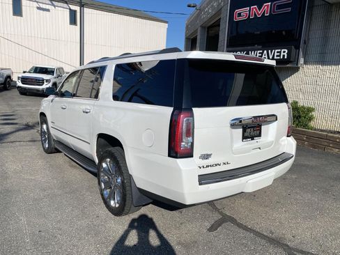 Used 2017 GMC Yukon XL Denali w/ Open Road Package AWD/4WD image 4