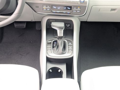 New 2026 Hyundai Kona SEL Sport FWD image 19